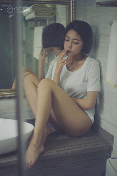 丝袜美女诱惑